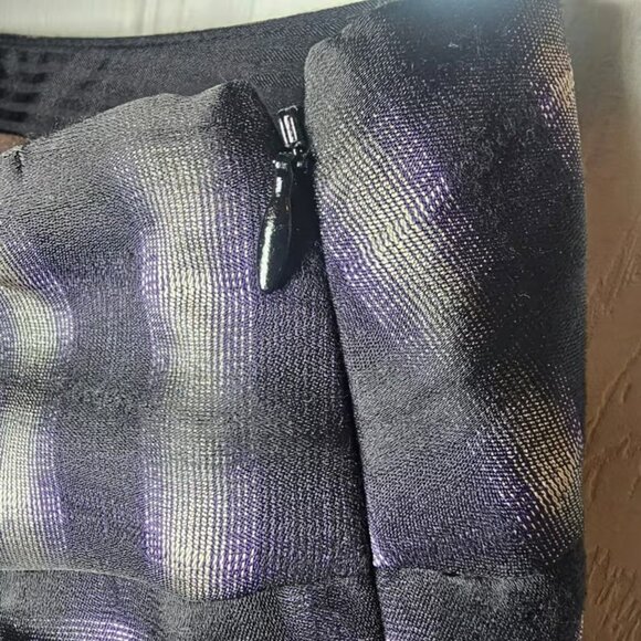 The Limited Women's Black and Purple Geometric Print Pencil Skirt Size 2 - Picture 3 of 5